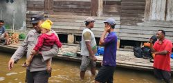 Cooling System Pemilu Tanpa Batas, Polsek Langgam Mewujudkan Situasi yang Kondusif Patroli dan Monitoring Banjir